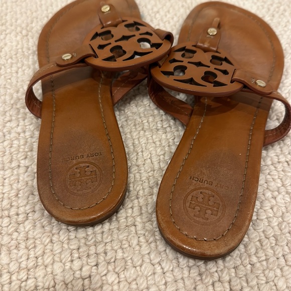 HOLIDAY SALE! 🎁 Camel leather Tory Burch Miller Sandals - Picture 3 of 7